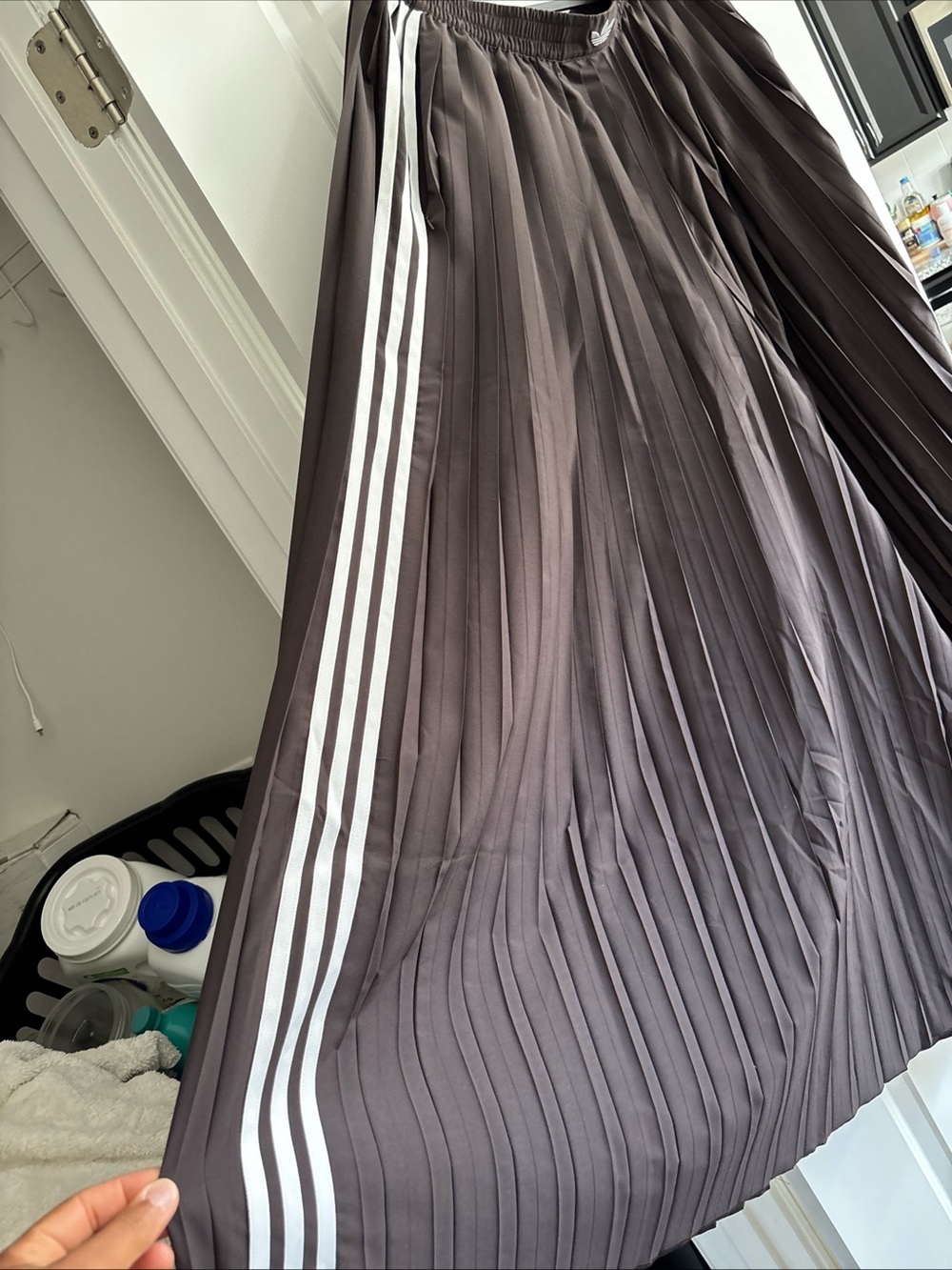 Adidas palazzo pants dark brown - Picture 5 of 6